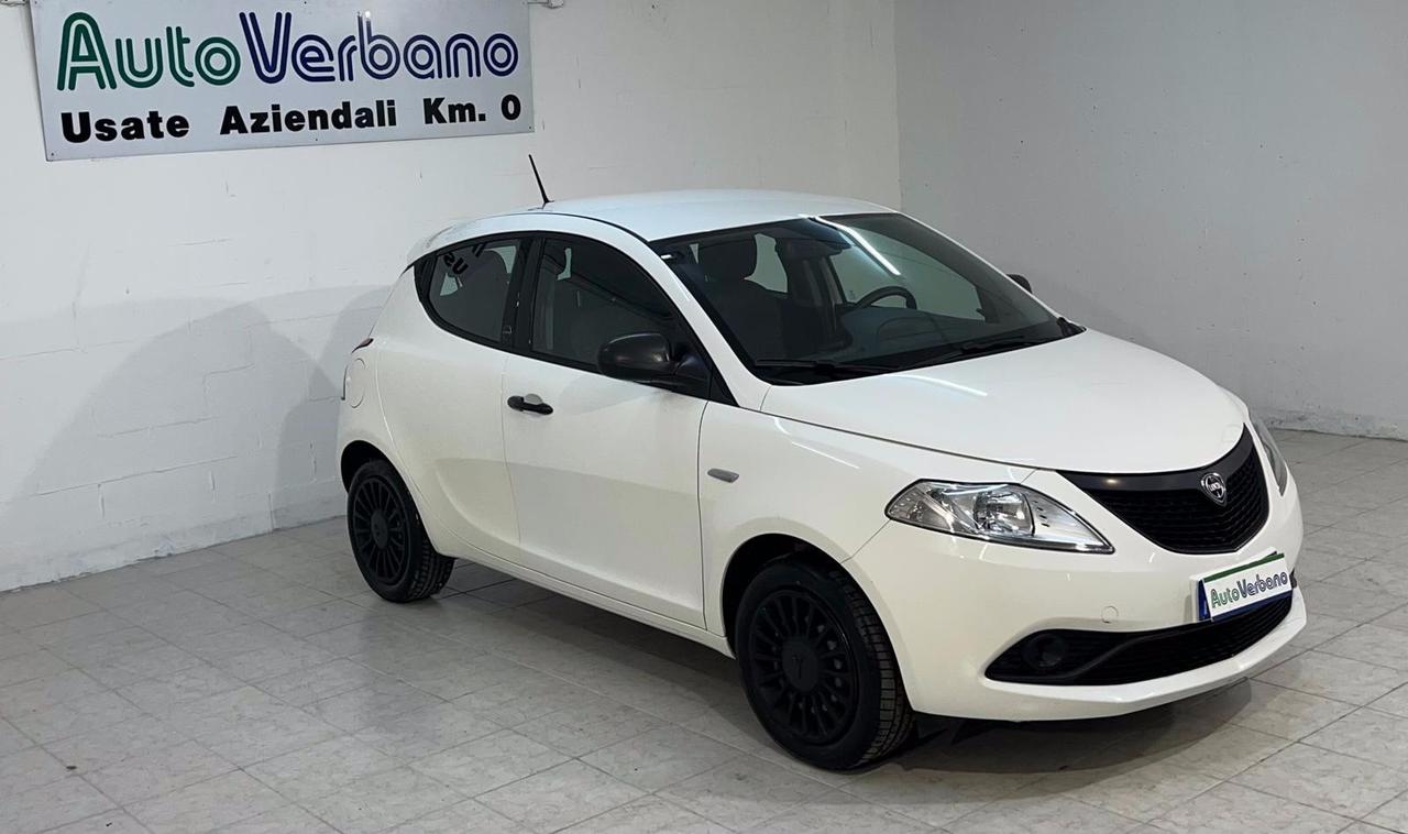 Lancia Ypsilon 1.0 FireFly 5 porte ecochic