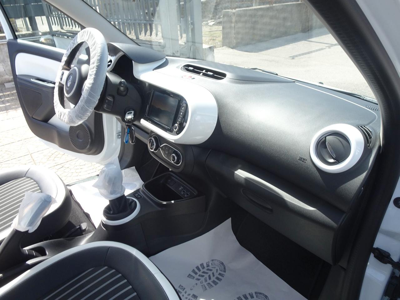 RENAULT TWINGO INTENS