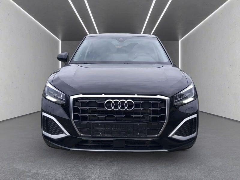 Audi Q2 Q2 30 TFSI Business Advanced LED PDC COCKPIT
