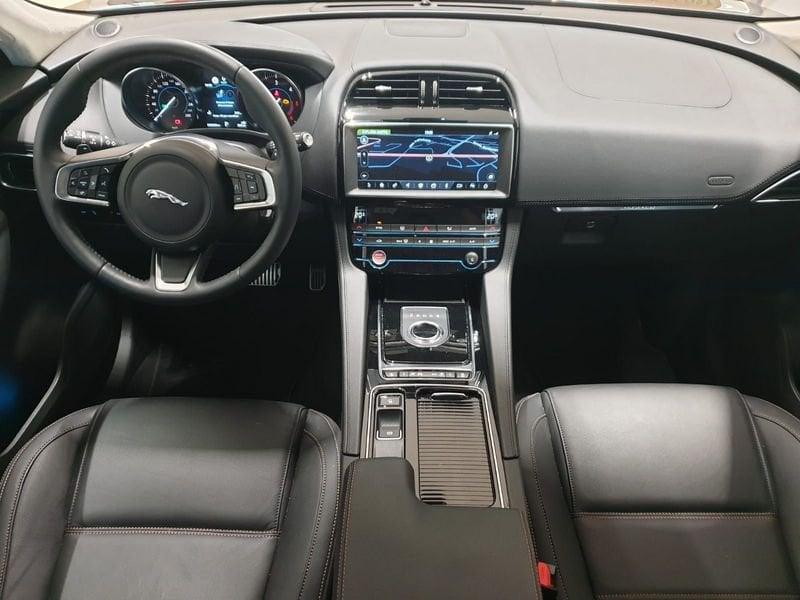 Jaguar F-Pace 2.0 D 180CV AWD Prestige APPROVED