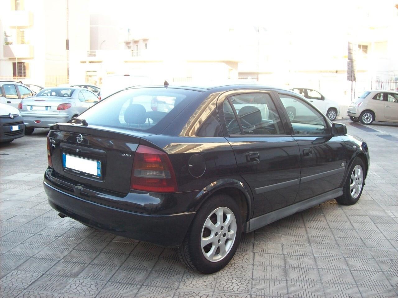 Opel Astra 1.7 DTI 75CV 5 porte 'Njoy