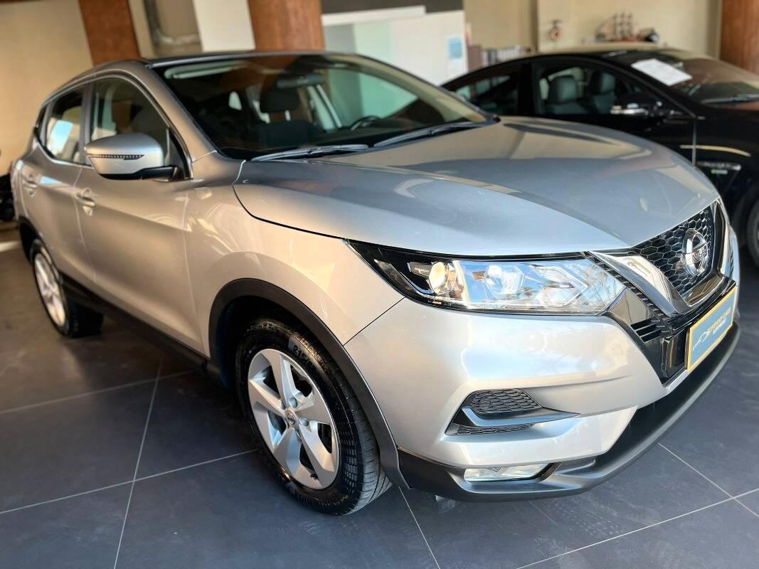 Nissan Qashqai 1.5 dci Business 115cv dct
