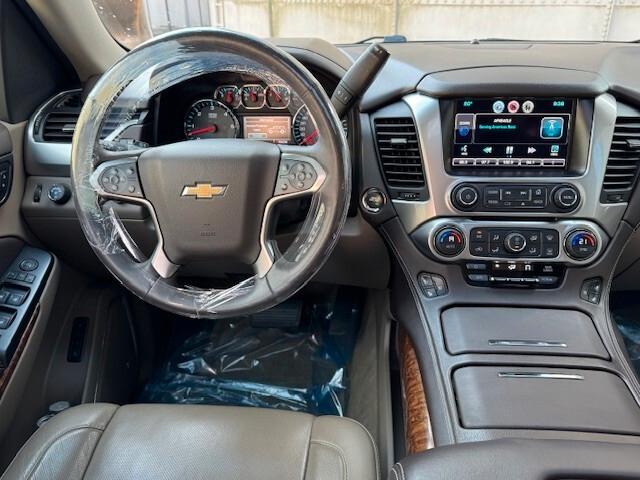 Chevrolet Suburban LTZ 5.3L V8