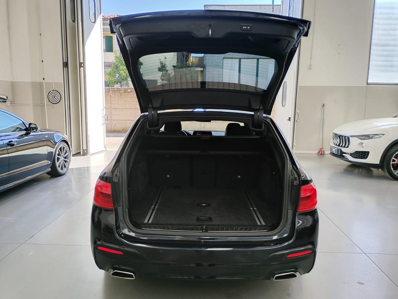 Bmw 530 530d xDrive Touring Msport