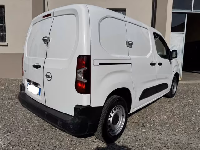 OPEL Combo 3 POSTI Cargo 1.5 Diesel 100CV PC 650kg Edition