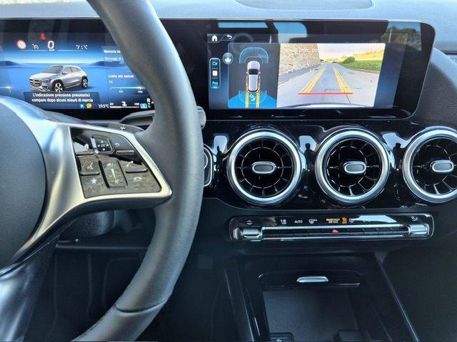 MERCEDES-BENZ GLA 180 Automatic Progressive Advanced