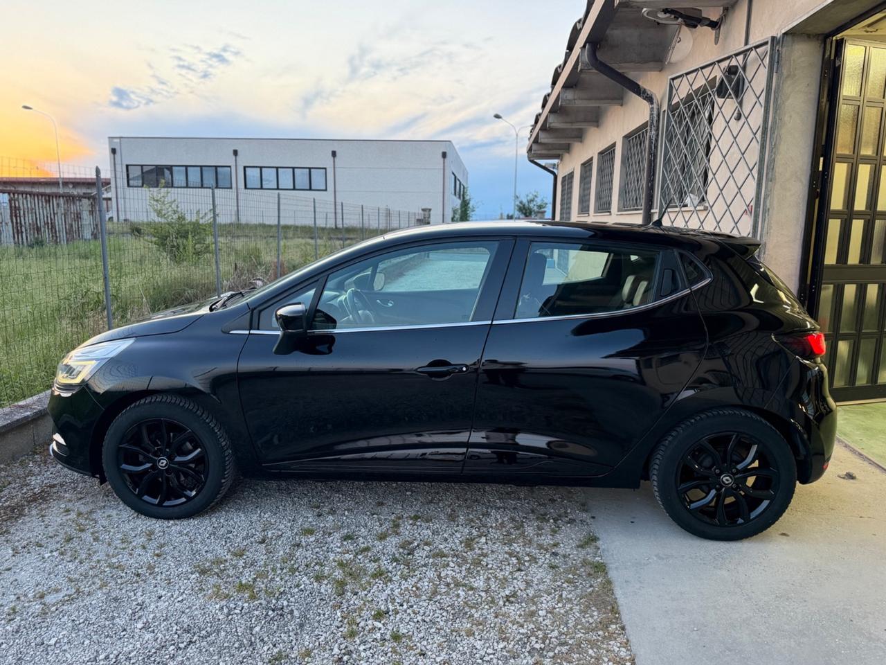 Renault Clio 1.2 75CV 5 porte Intens