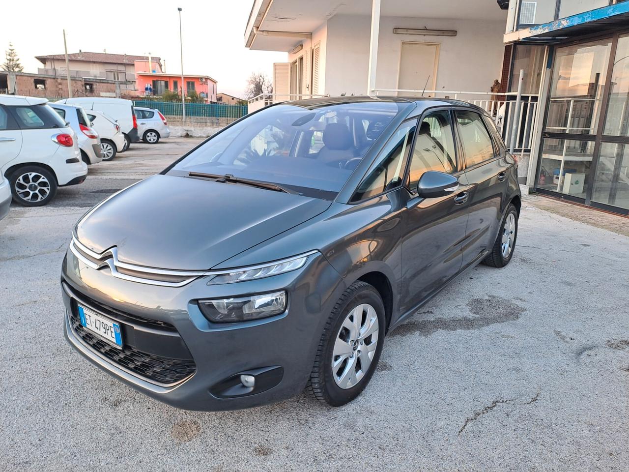Citroen C4 1.6 e-HDi 115 automatico