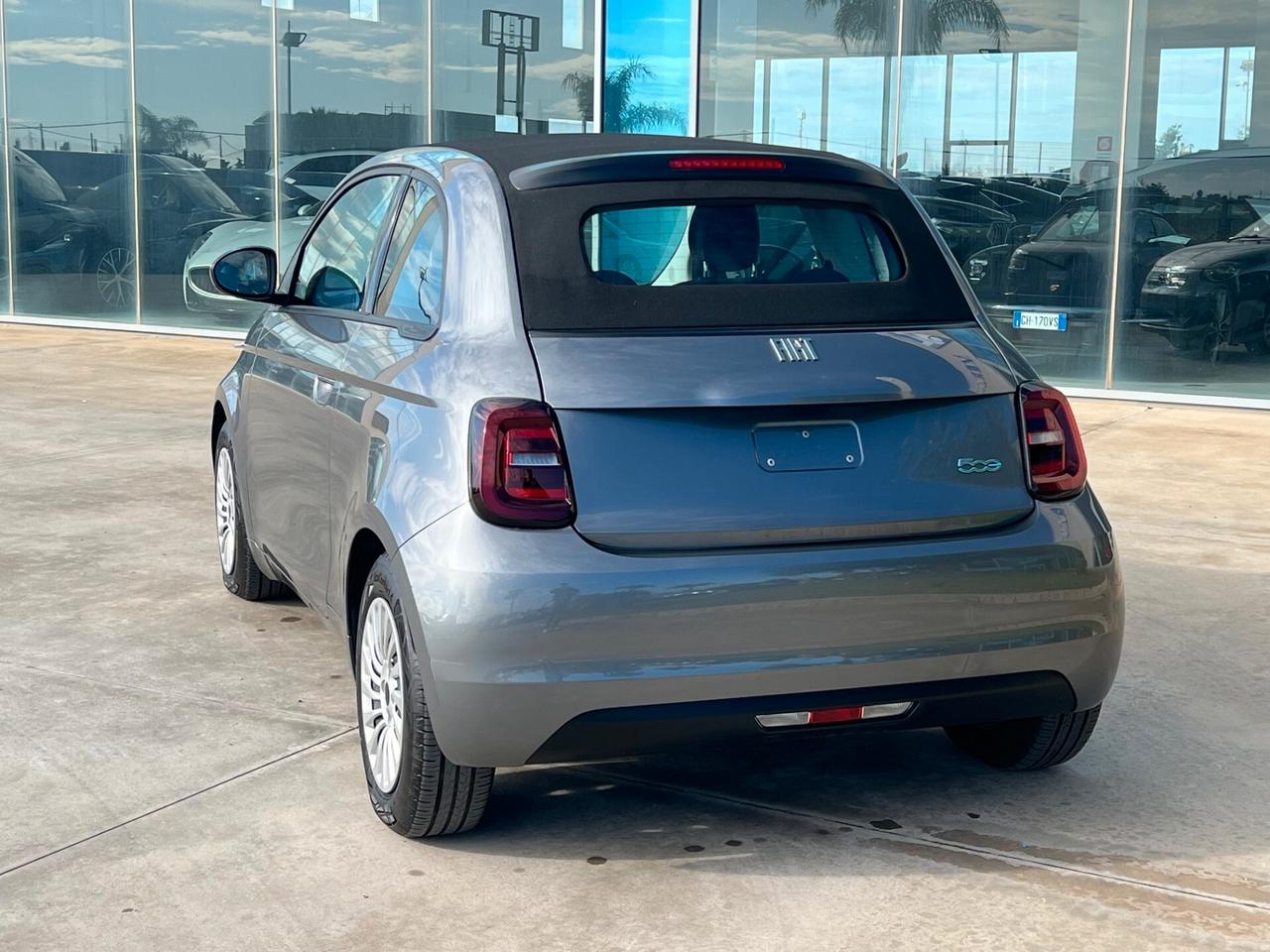 Fiat 500e Cabrio offerta T-Stock prezzo imperdibile