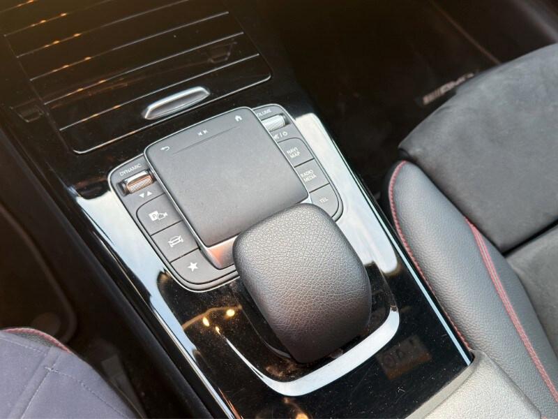 MERCEDES Classe A (W177) A 180 Automatic Pr...