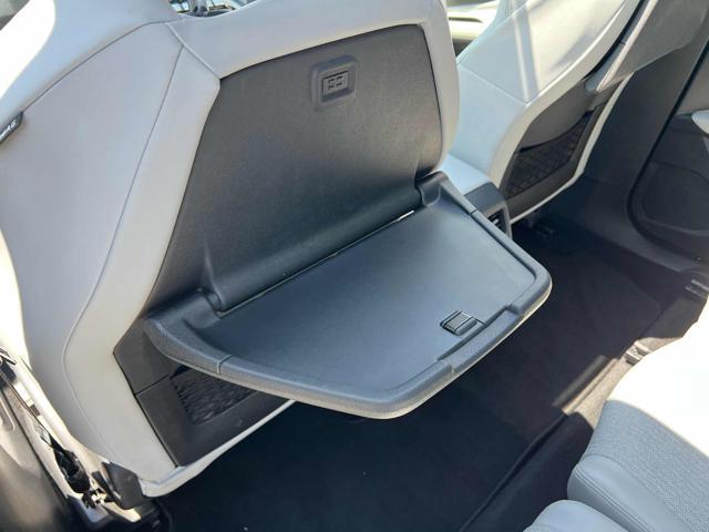 PEUGEOT 5008 BlueHDi 130 S&S EAT8 Allure