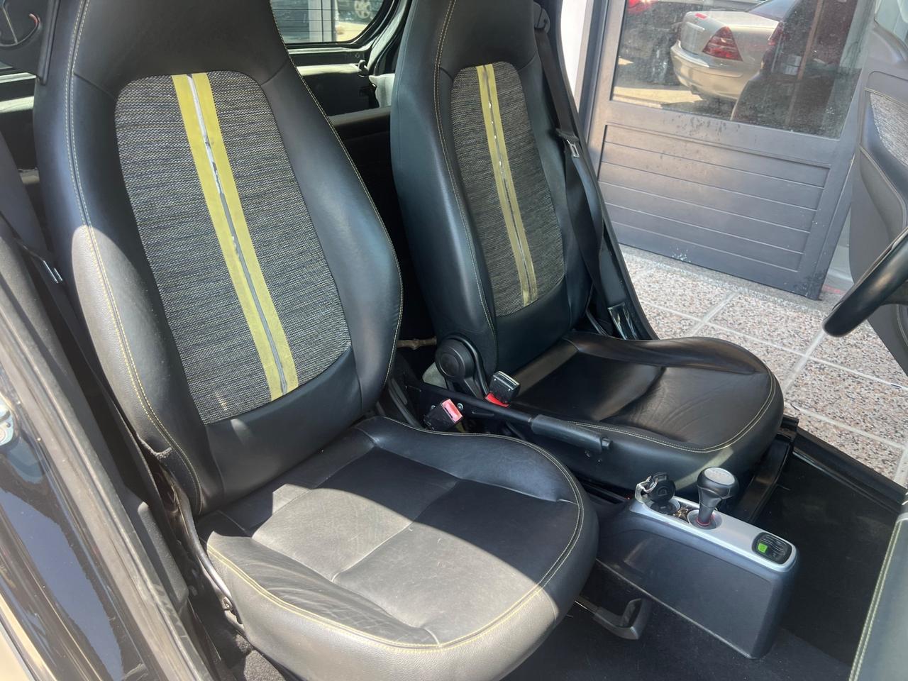 Smart ForTwo 1000 52 kW coupé limited two MHD