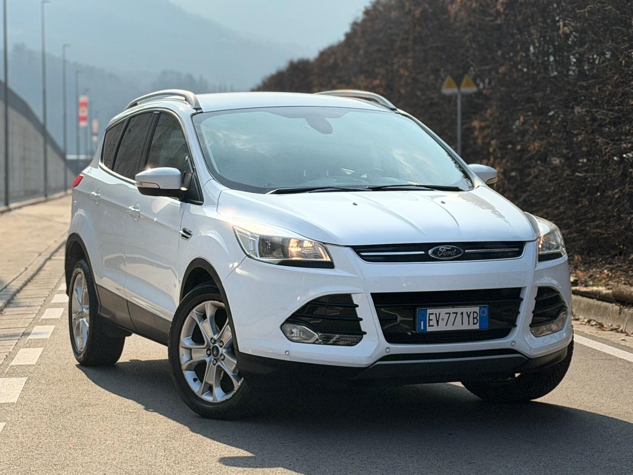 Ford Kuga 2.0 TDCI 163 CV 4WD Powershift Titanium X