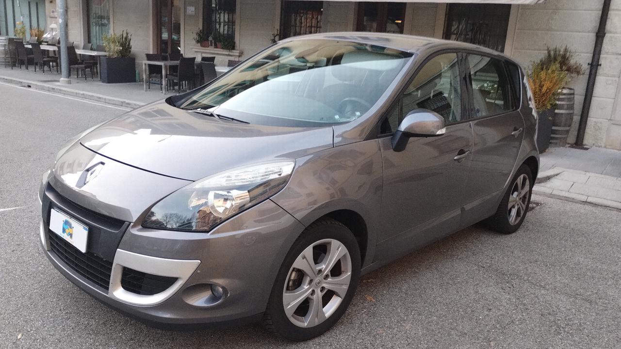 Renault Scenic Scénic X-Mod 1.6 Confort