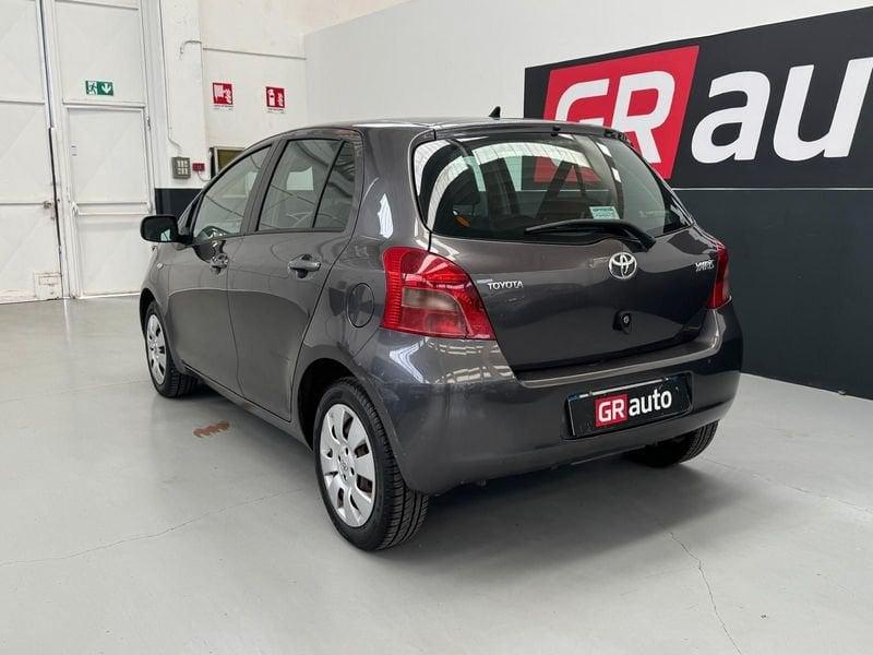 Toyota Yaris Yaris 5p 1.3 Sol