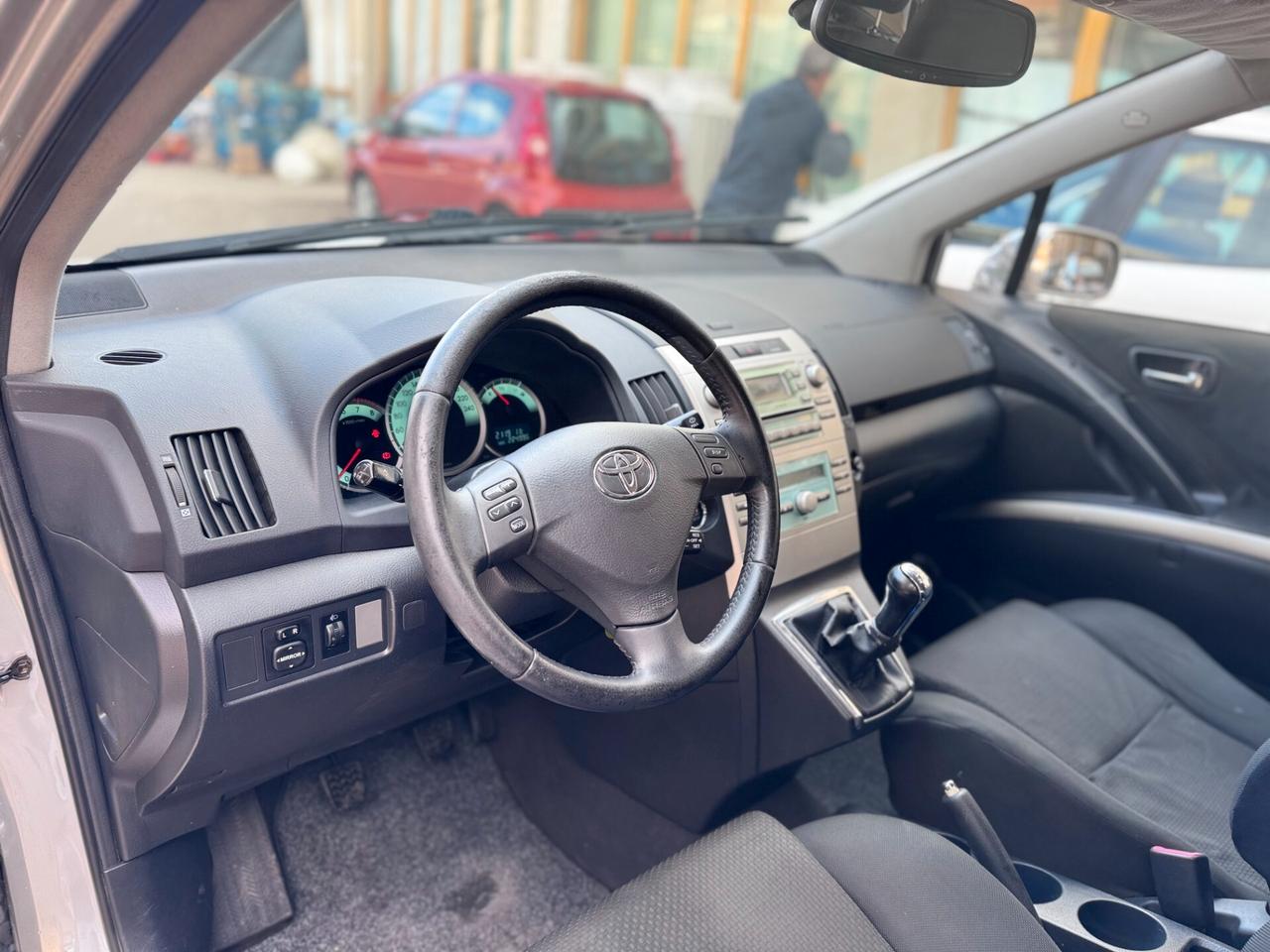 Toyota Corolla Verso 1.8 16V