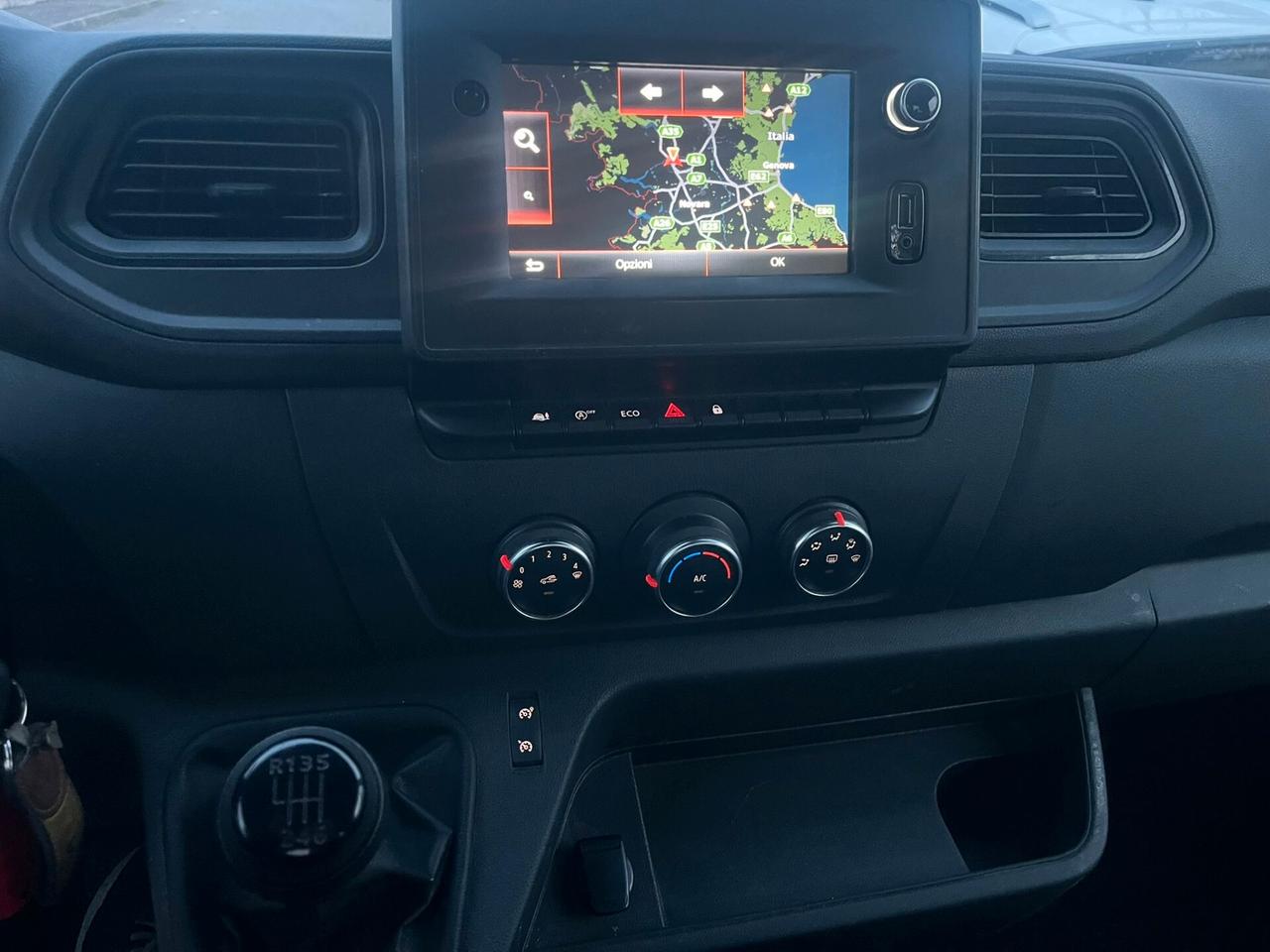 Renault Master T35 2.3 dCi 165 extralungooo