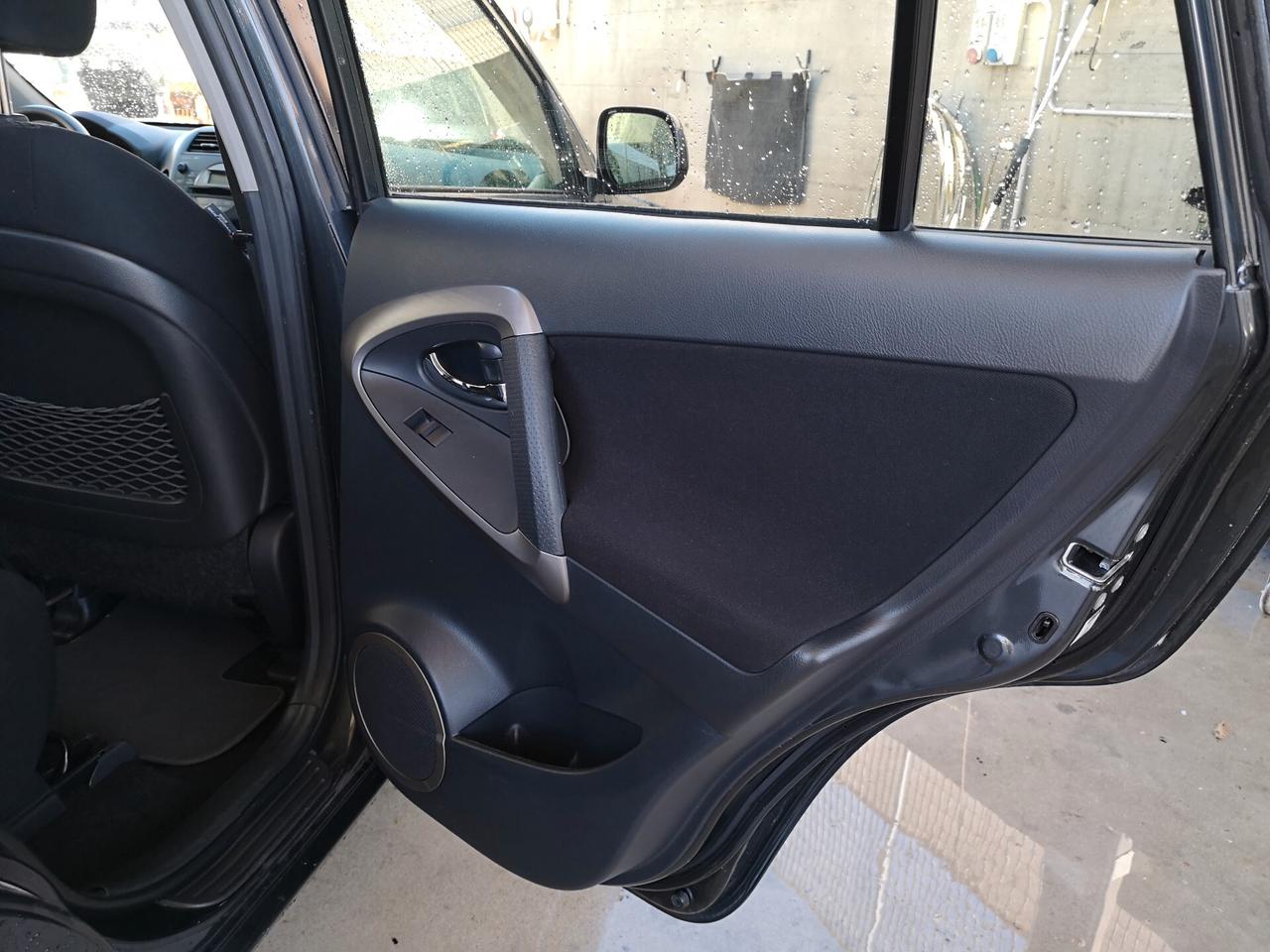 Toyota RAV 4 RAV4 2.2 D-4D 136 CV Luxury