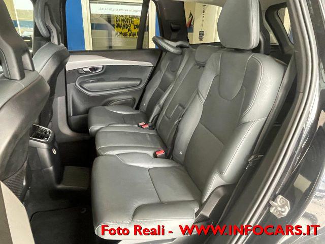 VOLVO XC90 T8 Twin Engine AWD Geartronic 7 posti Momentum