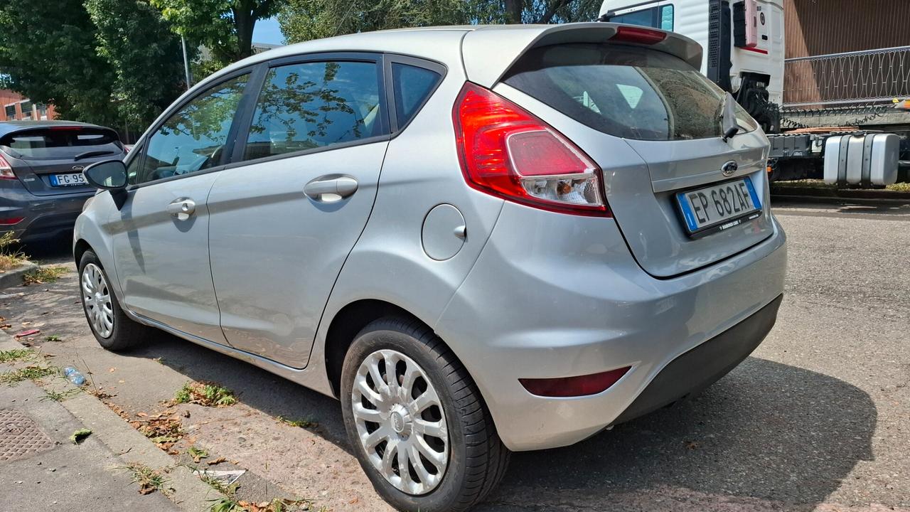 Ford Fiesta benzina gpl