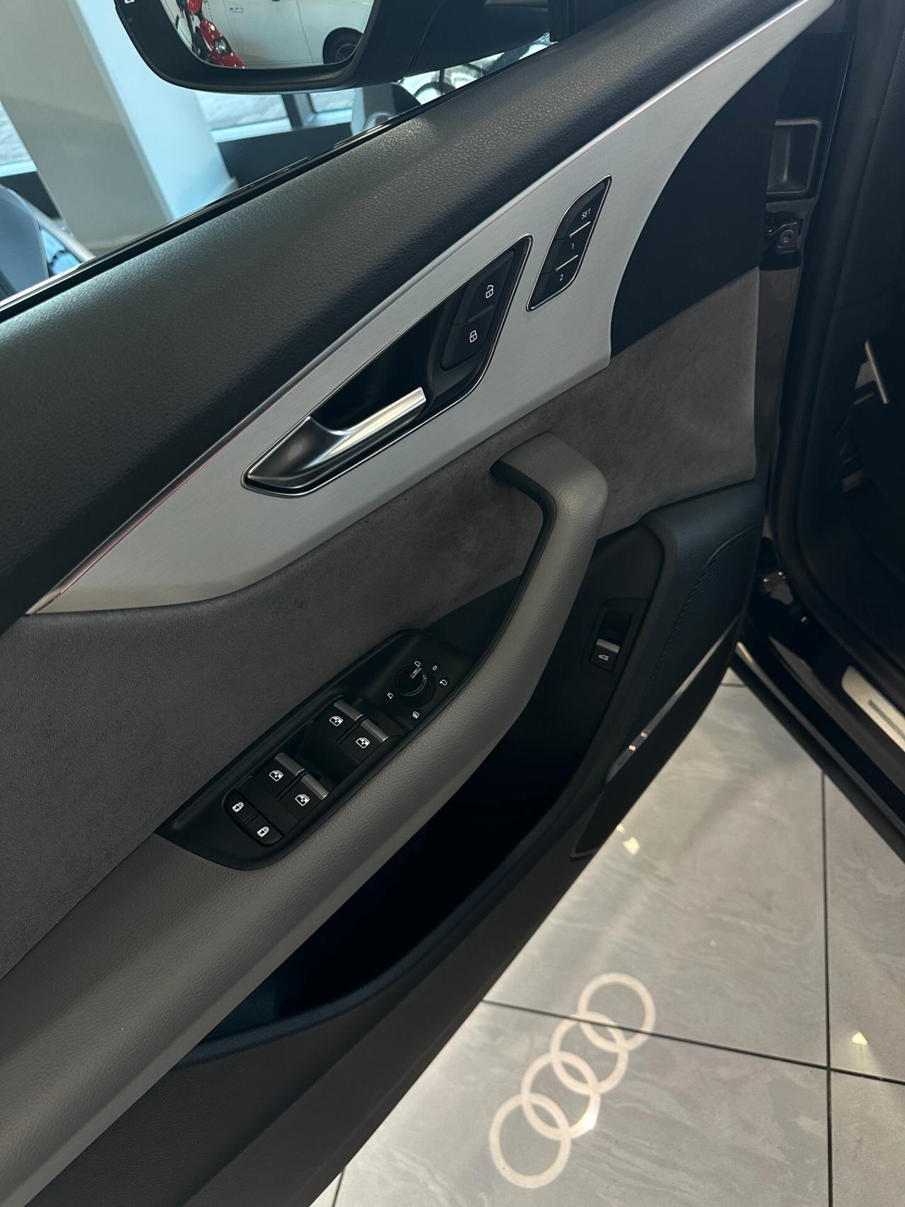 Audi Q8 S-LINE MHEV Cerchi22"+B&O+SospPneumatiche+TettoApribile