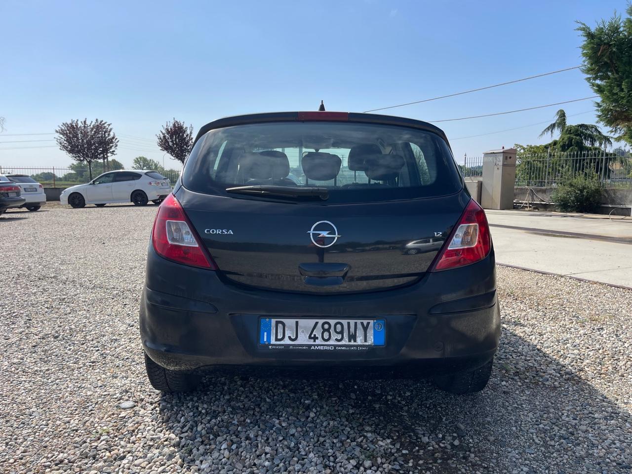 Opel Corsa 1.2 5 porte Easytronic Club