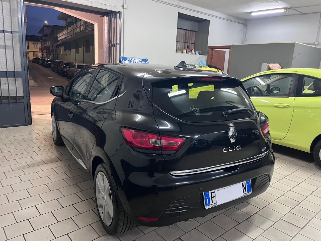 Renault Clio 1.5 dci full s&s garantita 2016