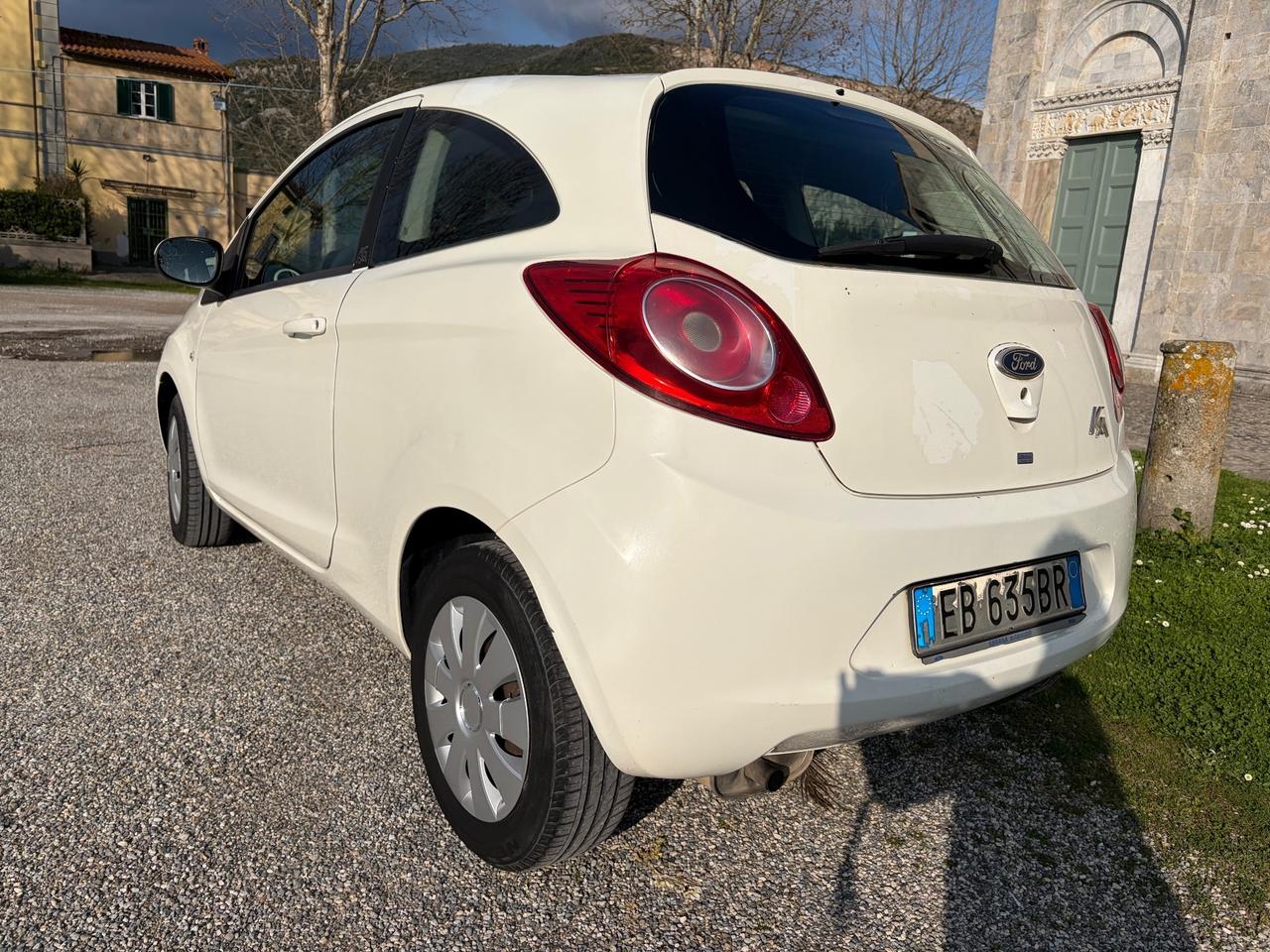 FORD KA 1.2 benz