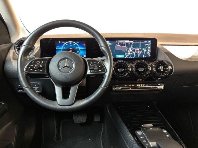 MERCEDES-BENZ GLA 180 d Automatic Business Extra