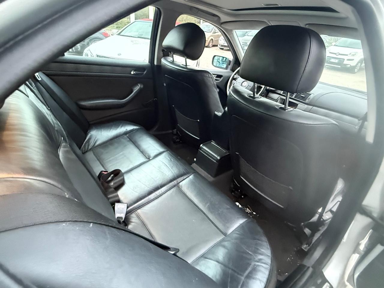 Bmw 320 320i cat 4 porte Attiva