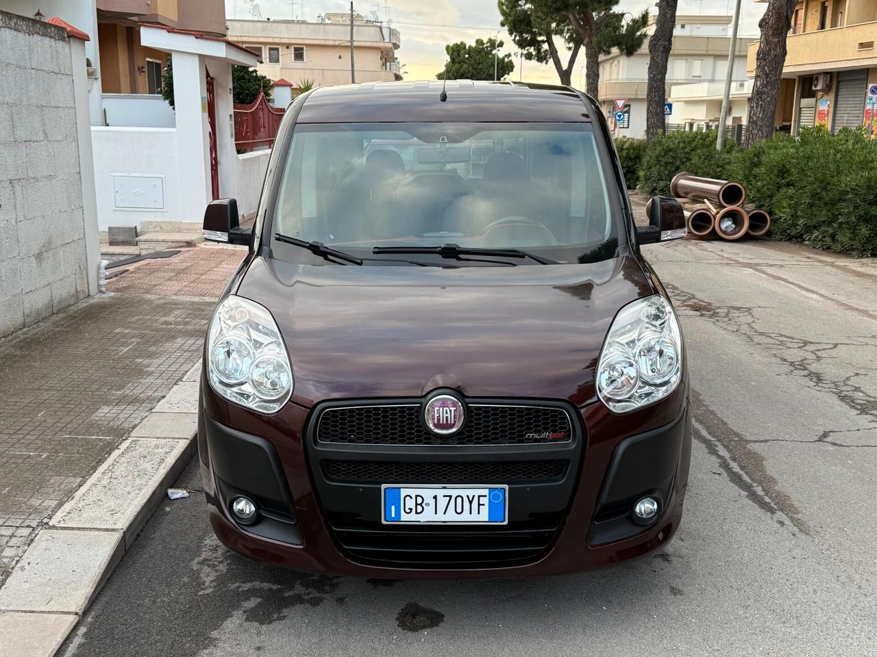 Fiat Doblò 1.6 MJT 90CV Emotion AUTOVETTURA - 2012