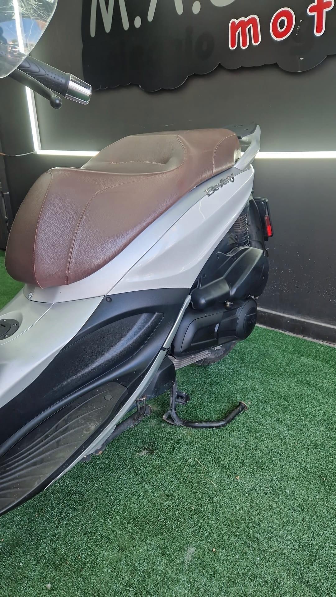 Piaggio Beverly 300