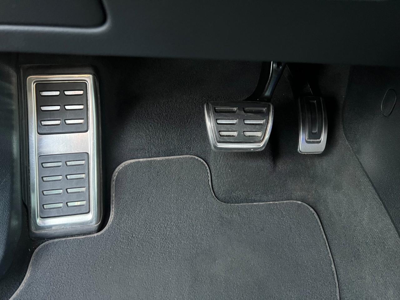 Audi Q3 SPB 45 TFSI e S tronic line edition