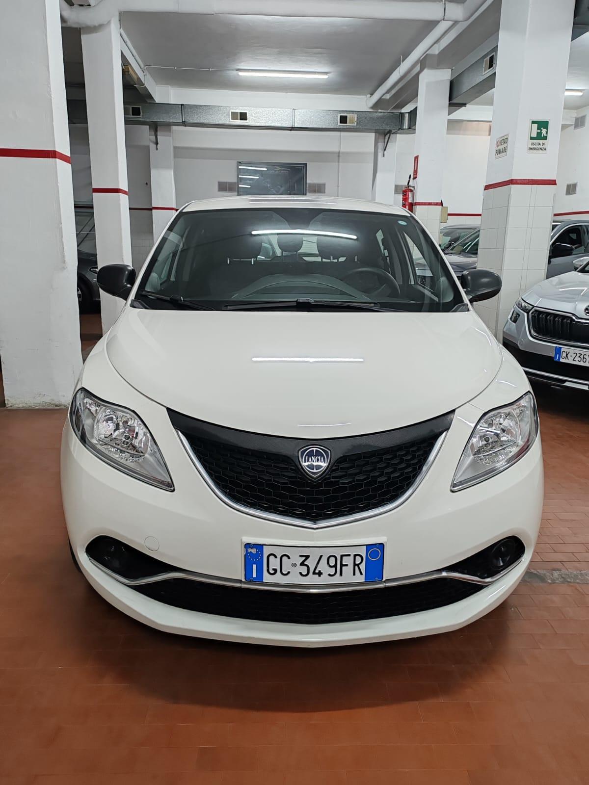 Lancia Ypsilon 5 Porte Ypsilon 1.0 Hybrid Silver 5 POSTI