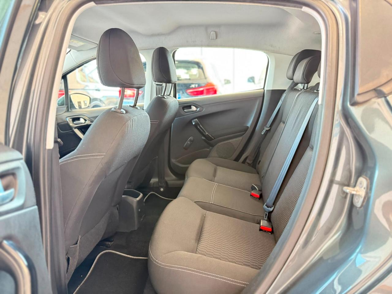 Peugeot 208 1.6D Allure OK PER NEOPATENTATI 2017