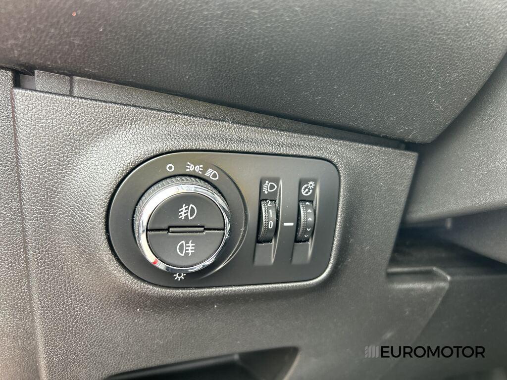 Opel Corsa 5 Porte 1.4 N-Joy