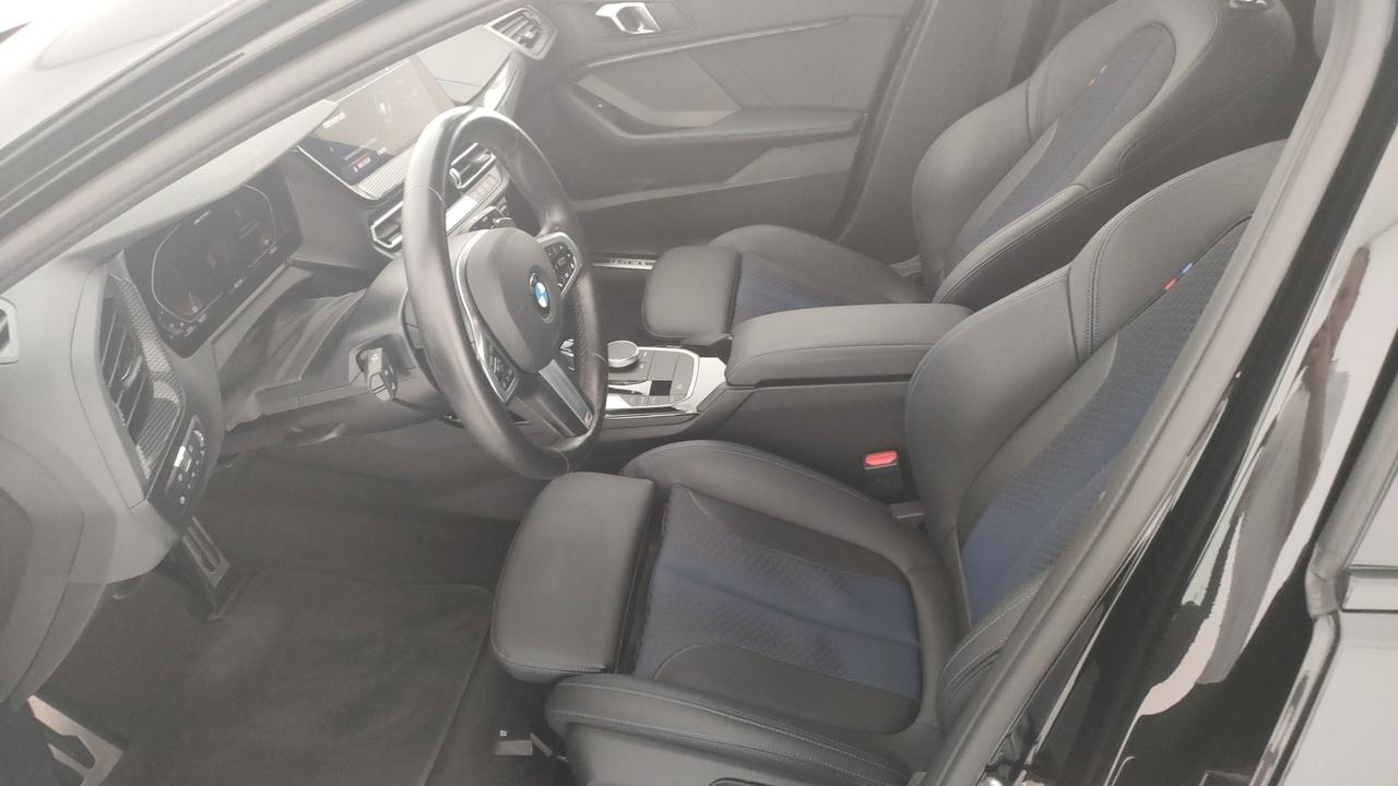 BMW M 135i xdrive auto