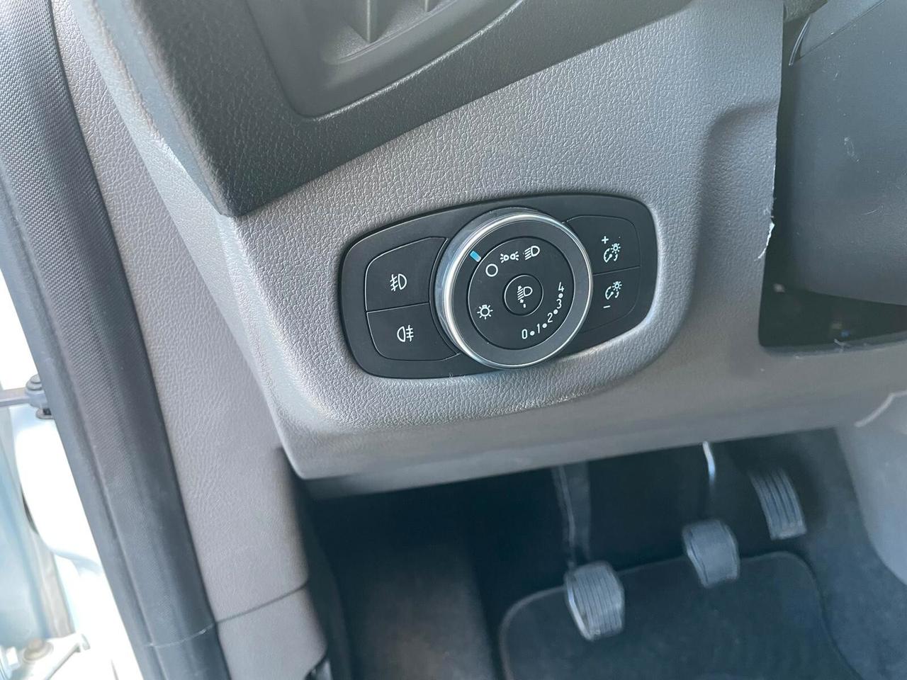 Ford Transit Connect 220 1.5 TDCi 120CV PC Combi Trend N1