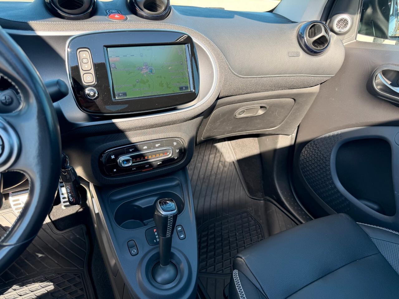 Smart ForTwo BRABUS 0.9 Turbo twinamic cabrio Xclusive