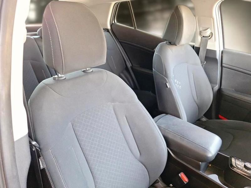 KIA SPORTAGE 1.6 CRDI MHEV BUSINESS 2WD DCT SUV