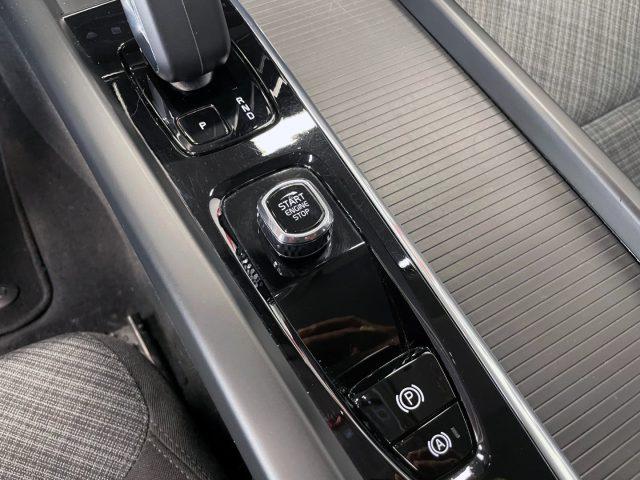 VOLVO V60 2.0 B4 CORE AUTO