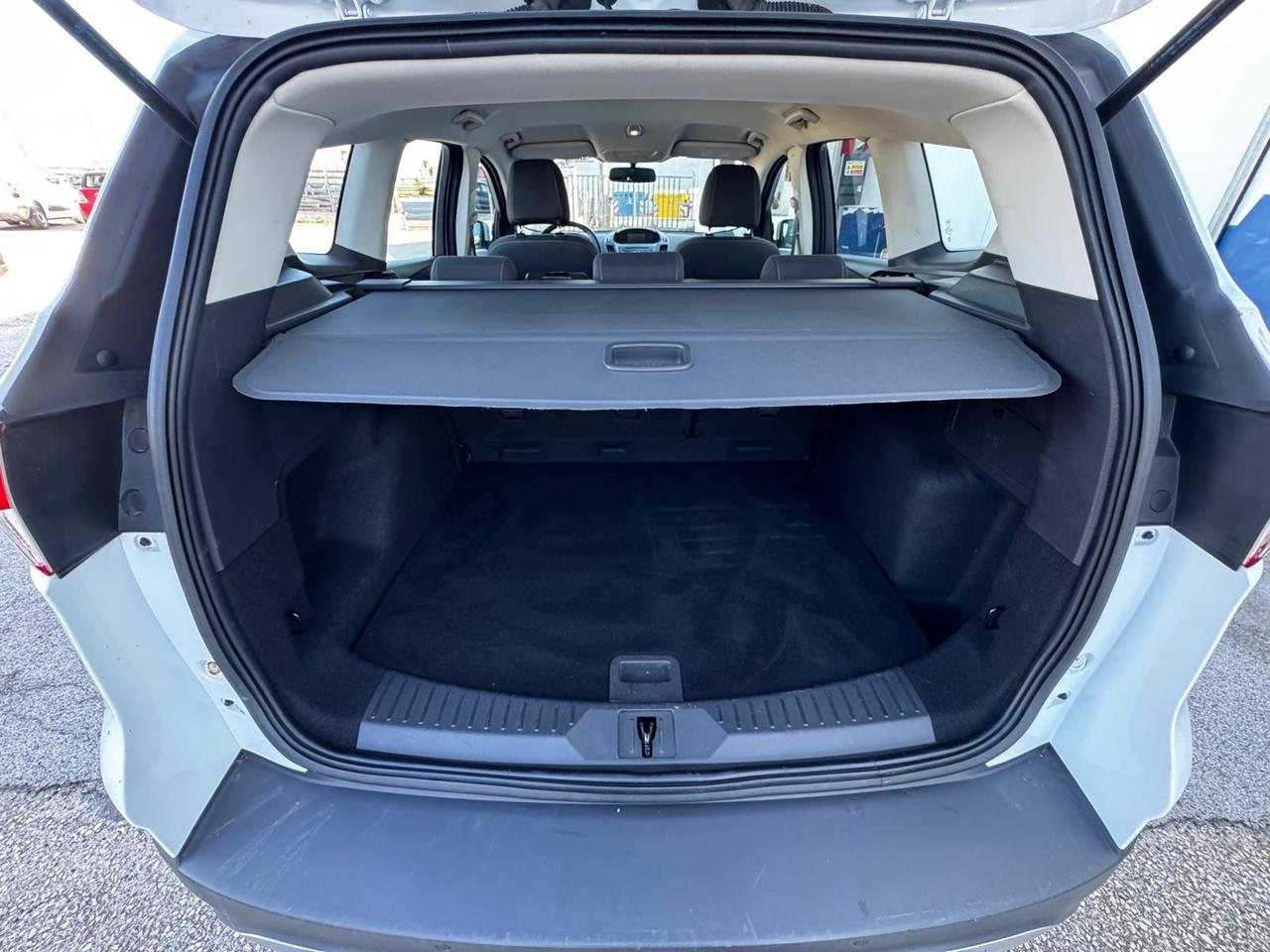 Ford Kuga 2.0 TDCi 140 CV 2WD Titanium DPF
