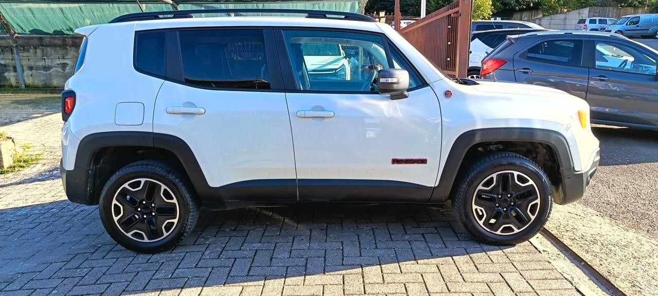 Jeep Renegade 2.0 Mjt 170CV 4WD Active Drive Low Trailhawk