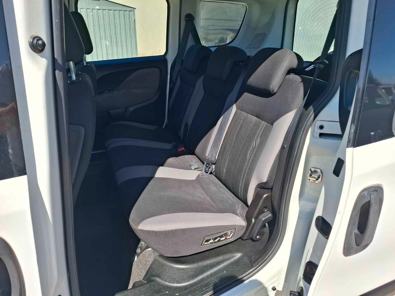 Fiat Doblò 1.6 MJT 120CV 5 POSTI LOUNGE - 2015