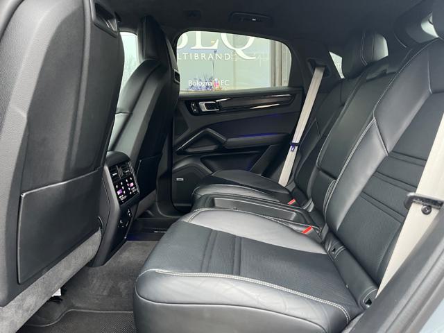 PORSCHE Cayenne Coupé 4.0 Turbo GT