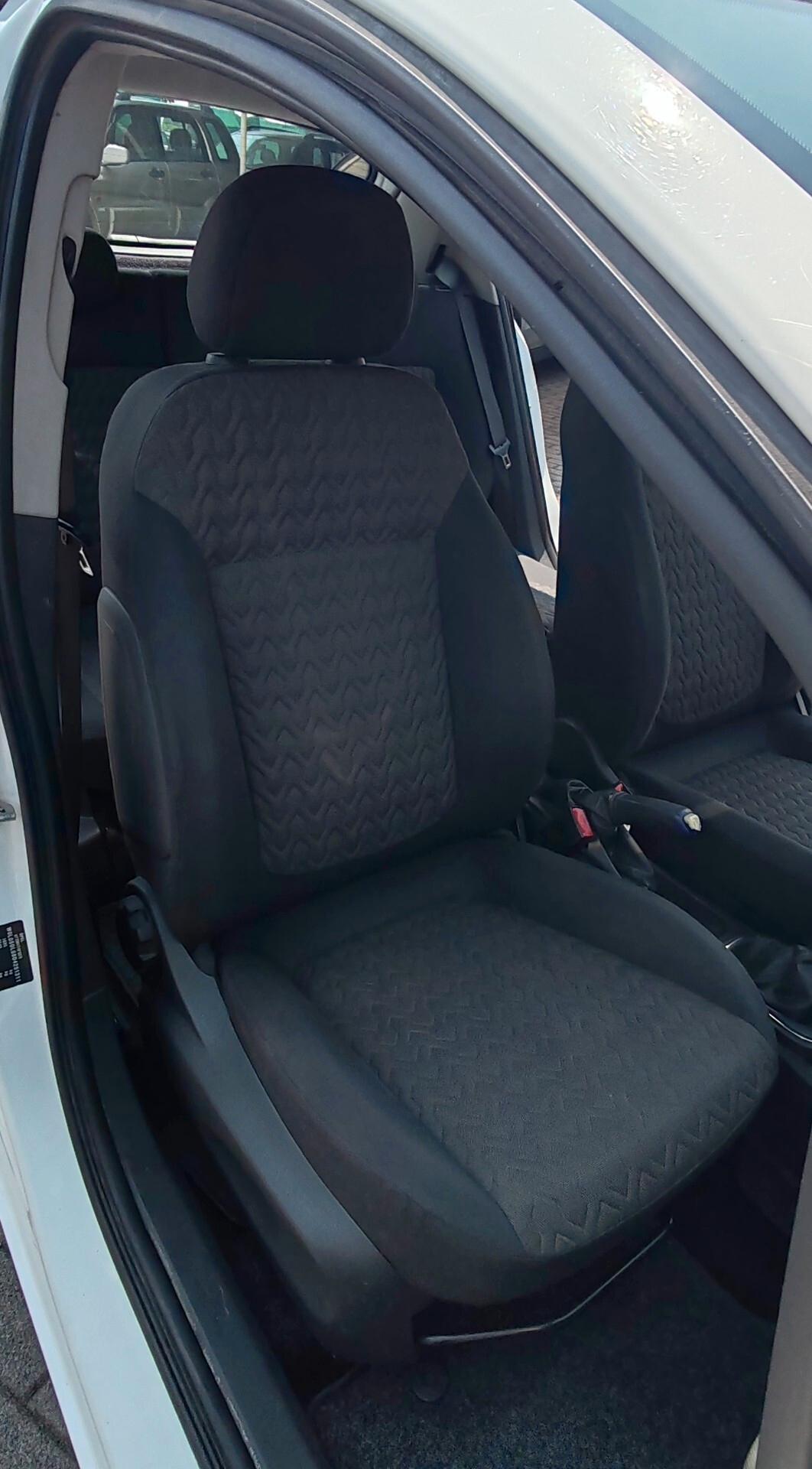 Opel Corsa 1.3 CDTI 75CV 5 porte