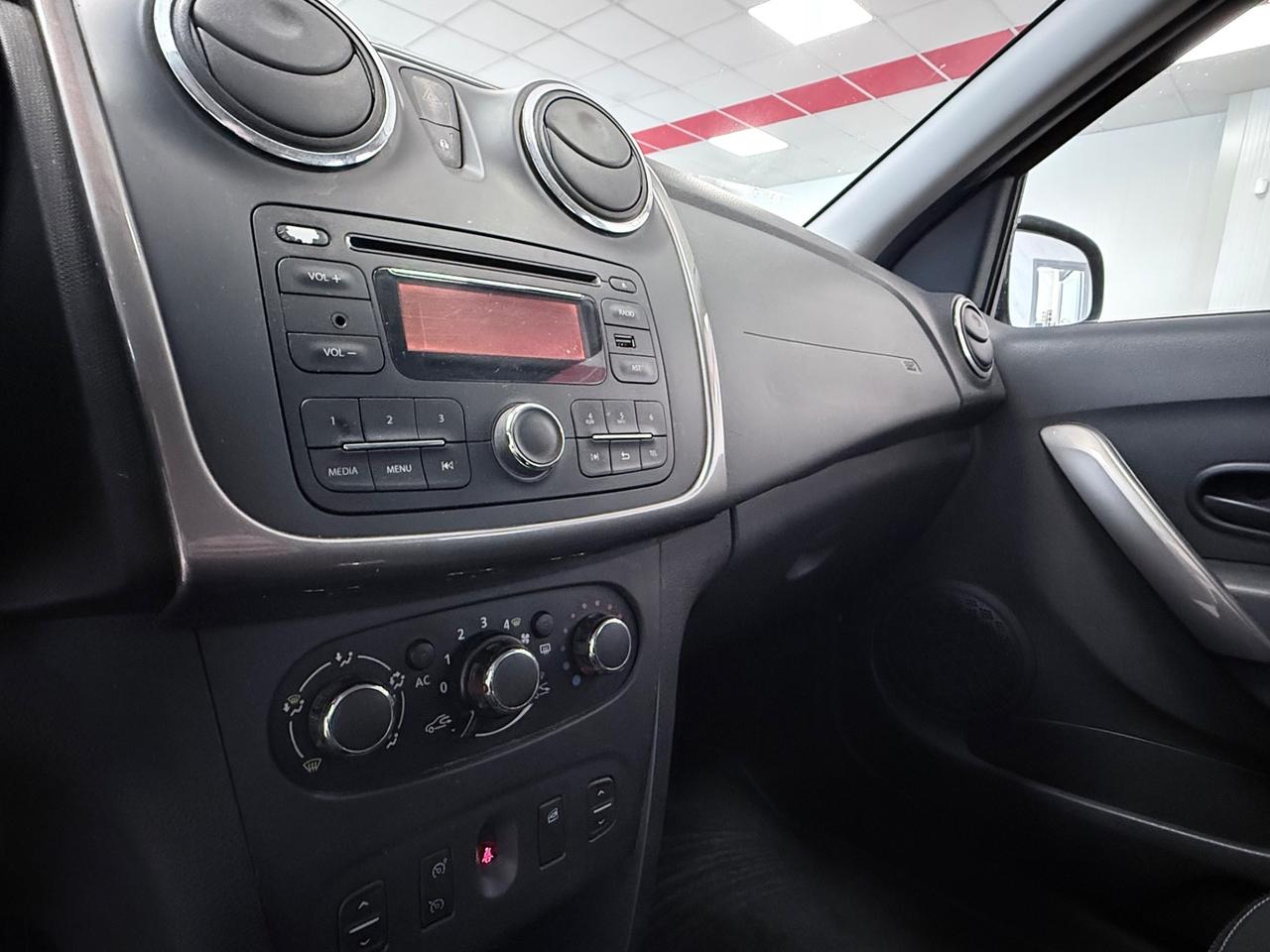 Dacia Sandero 1.5 dCi 8V 75CV Lauréate