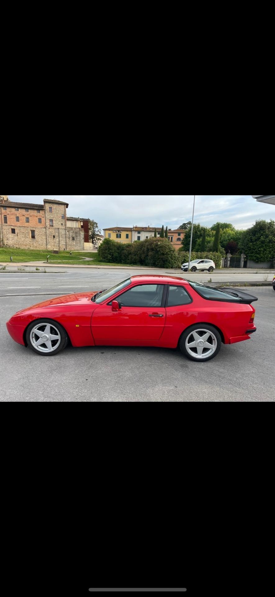 Porsche 944 Turbo S