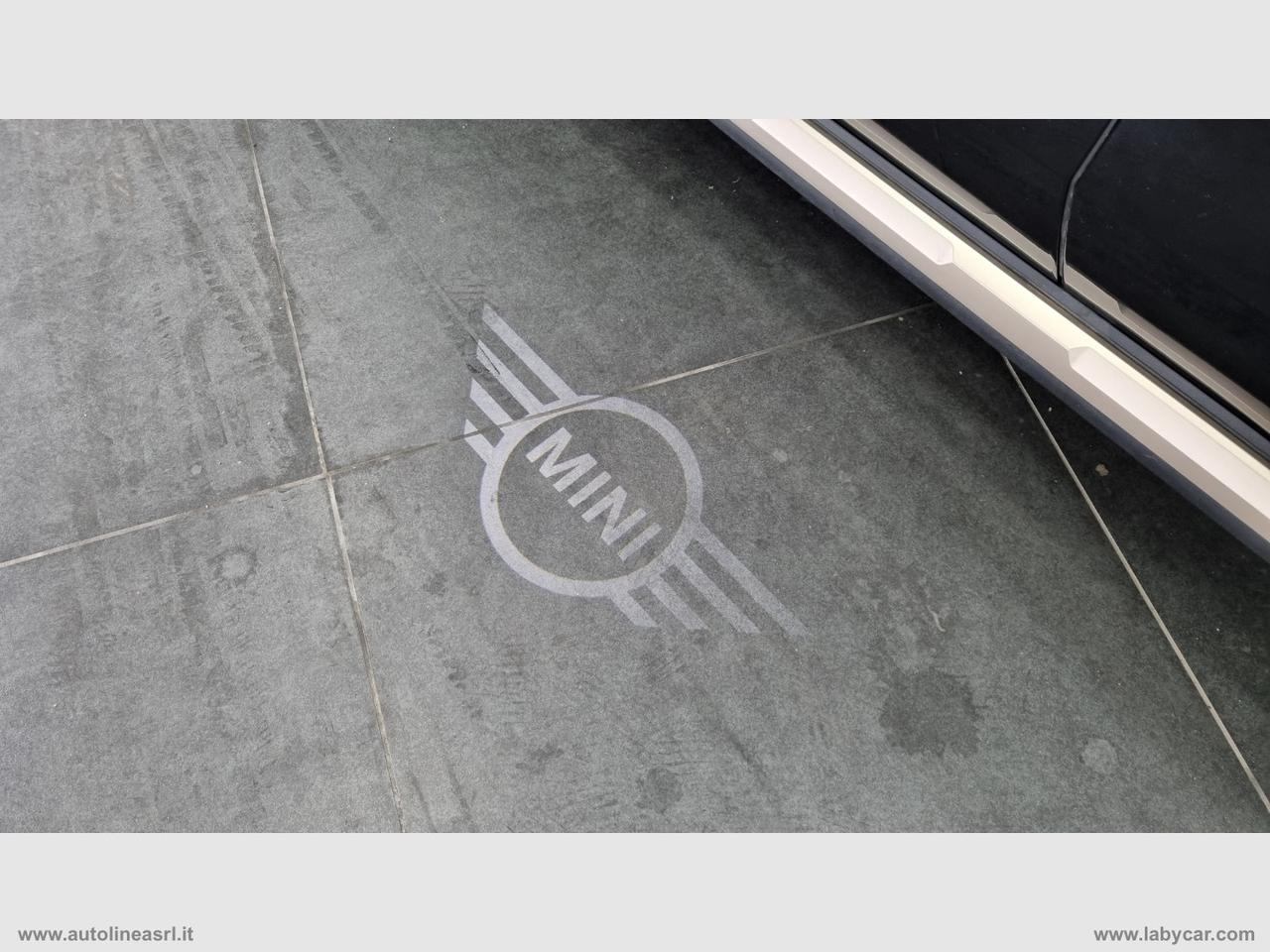 MINI Mini C Favoured Countryman