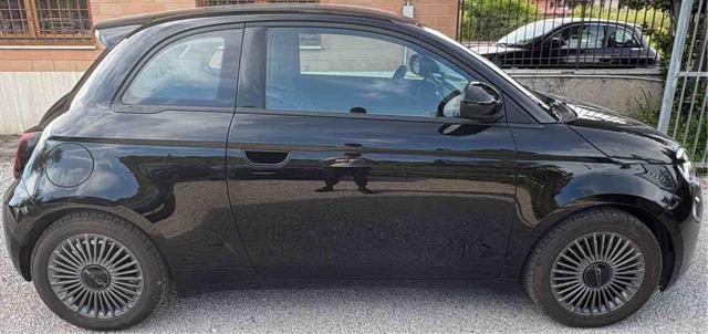 FIAT 500e Berlina 42 kWh